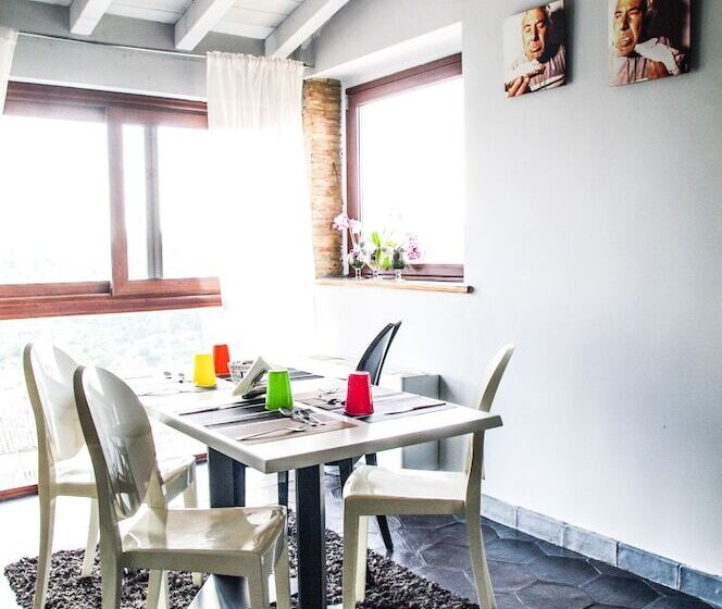 호텔 Suite D'autore Art Design Gallery