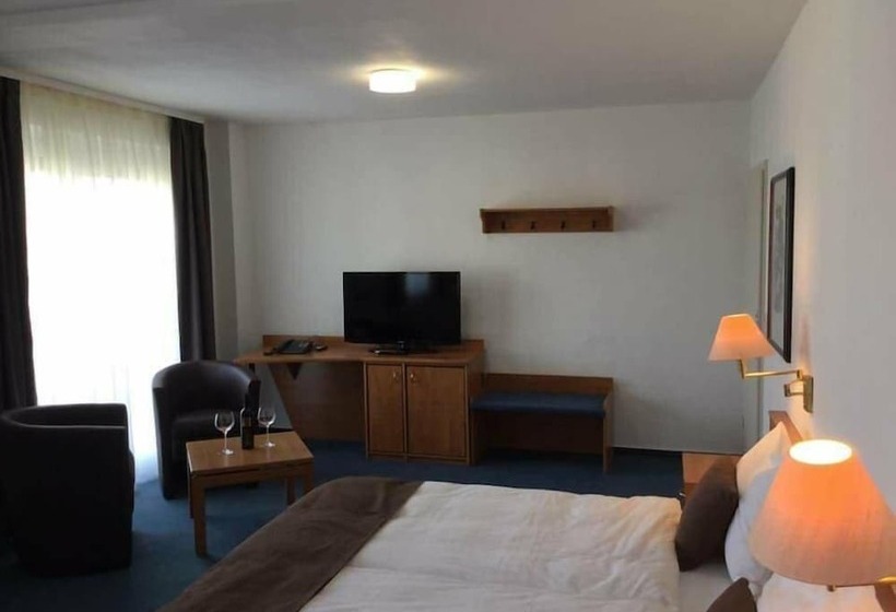 Отель Sunibel Inn