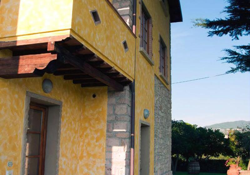 Отель Tenuta La Lupa