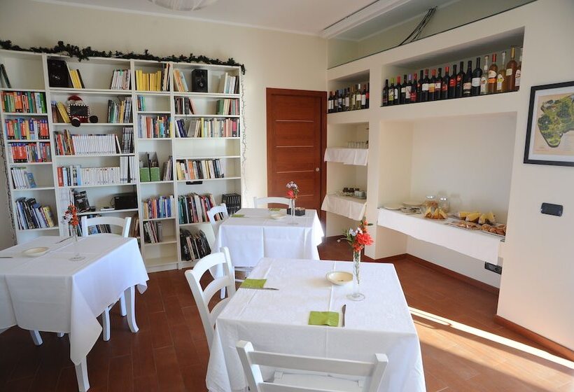 فندق Tenuta Santa Tecla