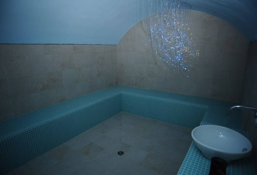 فندق Tenuta Santa Tecla