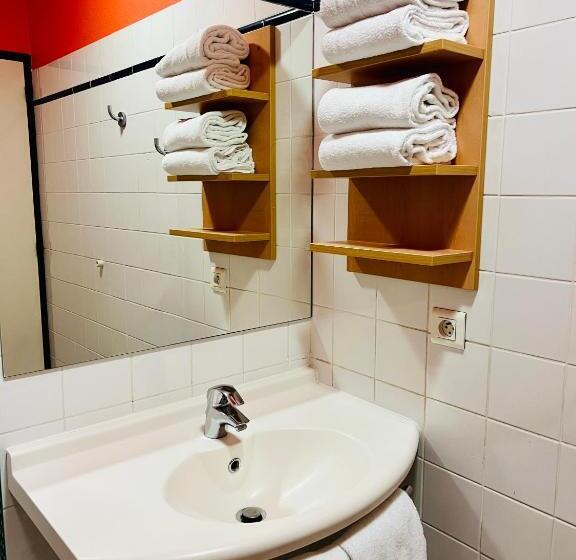 ホテル The People Le Havre