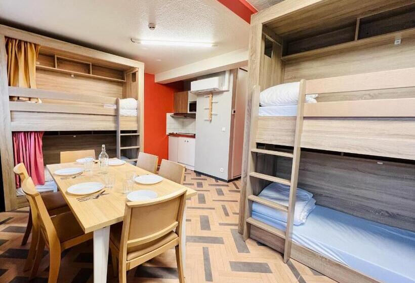 בית מלון כפרי The People Le Havre