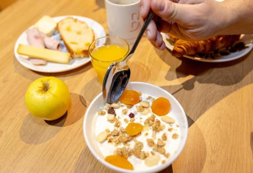 ホテル The People Le Havre