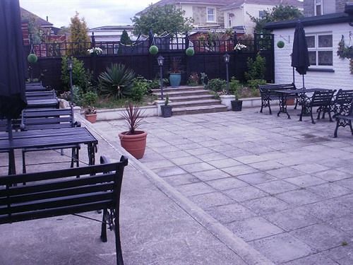 בית מלון כפרי The Westfield