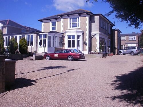 בית מלון כפרי The Westfield