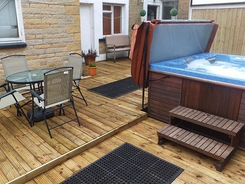 בית מלון כפרי The Westfield