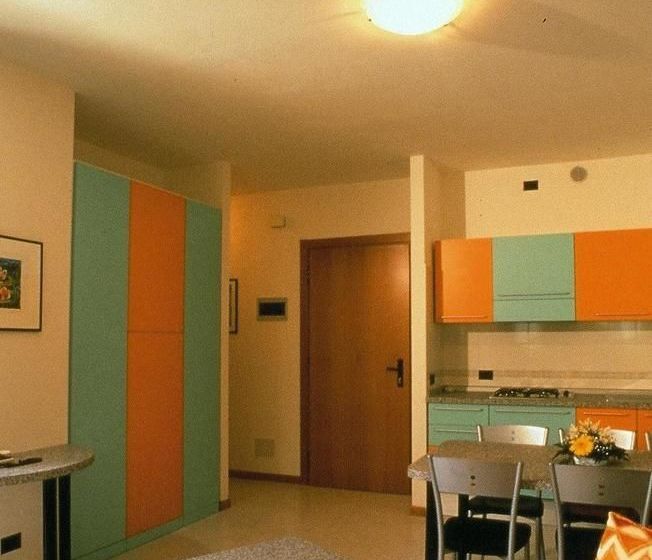 ホテル Tizé Village