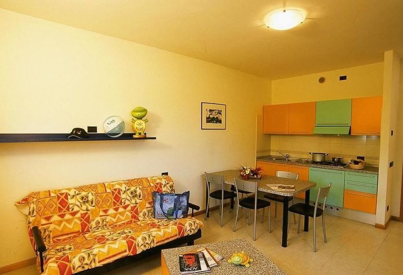 ホテル Tizé Village