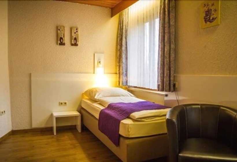 ホテル Waldlust B & B