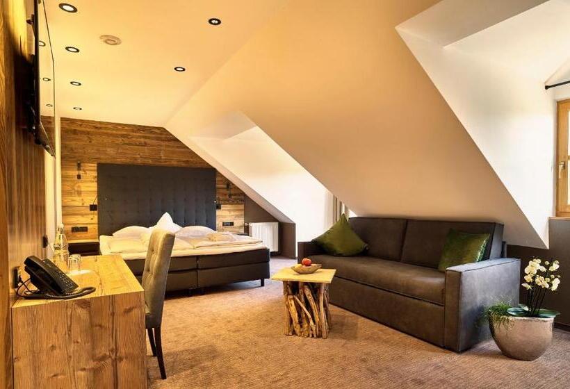 ホテル Zedernhof Gesundheits & Wellness