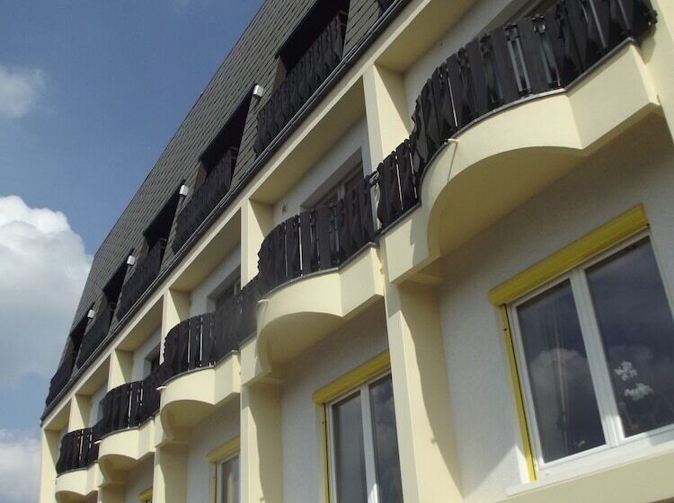 Отель Zum Weissen Lamm