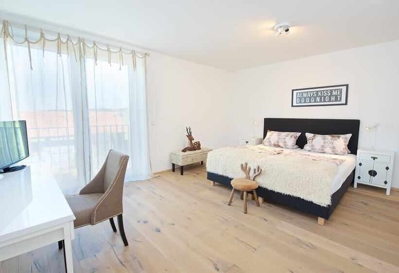 Landhotel Herzberger Garni Zimmer & Ferienwohnungen