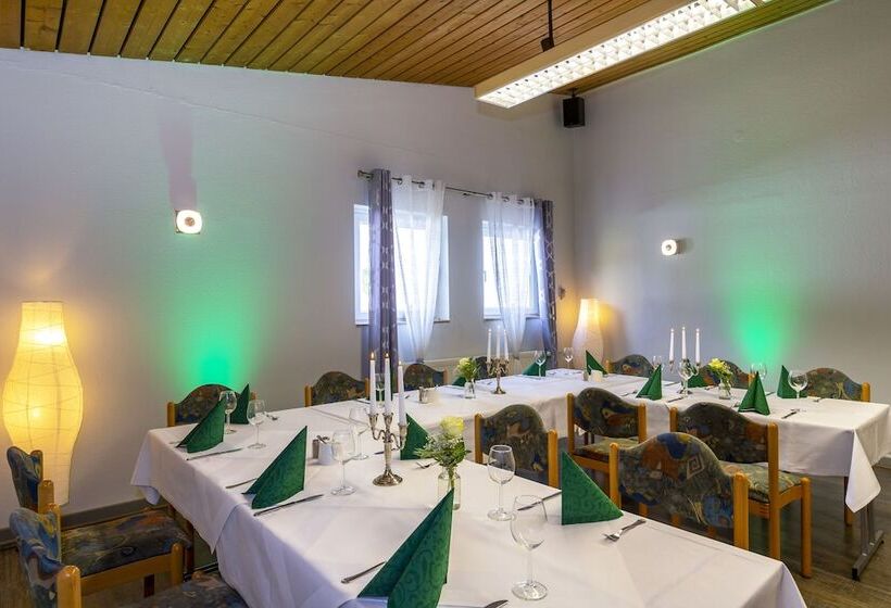 Landhotel Zum Niestetal