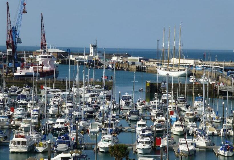 Liberty Wharf Apartments
