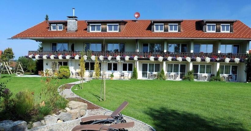 ペンション Bergblick