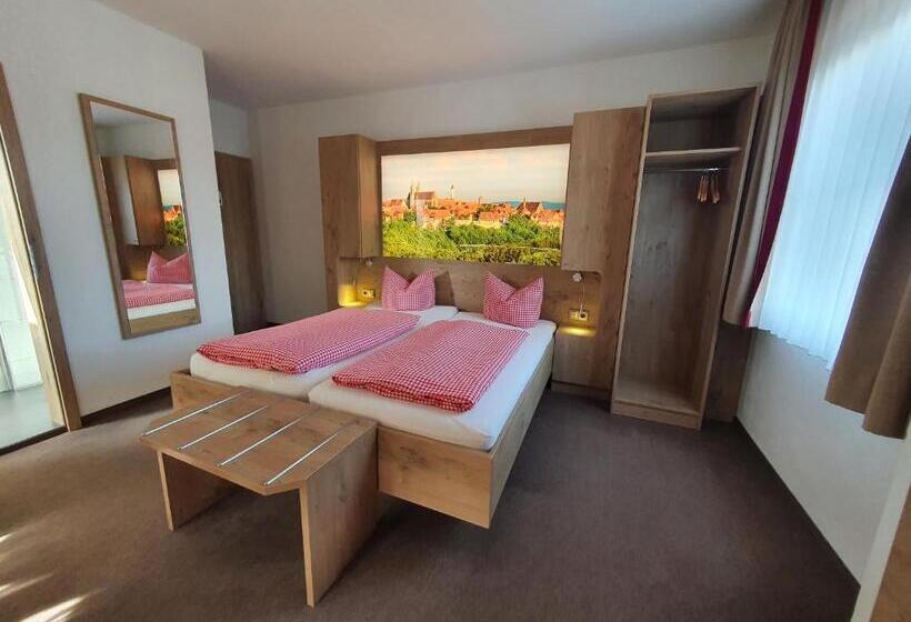 펜션 Gasthof Alte Schreinerei