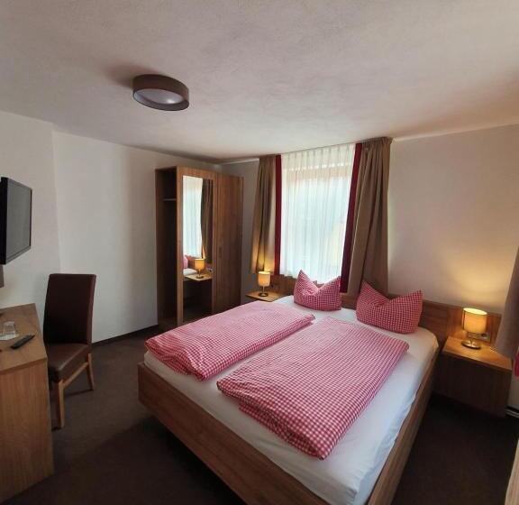 펜션 Gasthof Alte Schreinerei