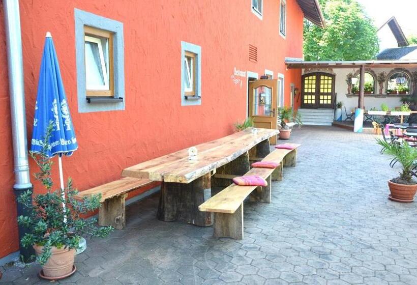 Пансион Landgasthof Zur Quelle