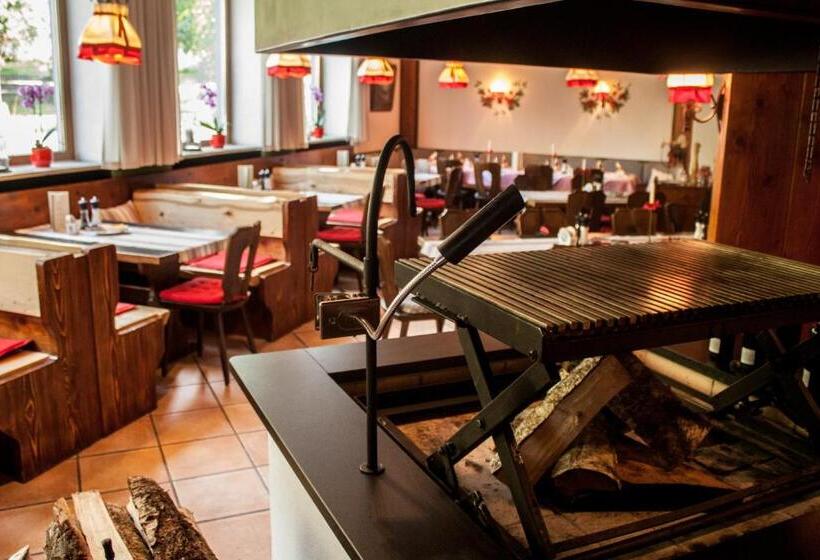 Пансион Landgasthof Zur Quelle