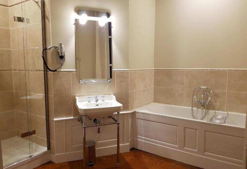 פנסיון Le Tardif, Noble Guesthouse