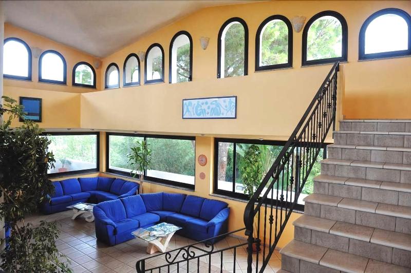 Резиденция Villaggio Pineta Petto Bianco