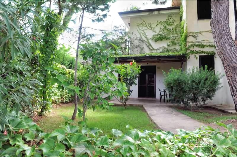 Резиденция Villaggio Pineta Petto Bianco