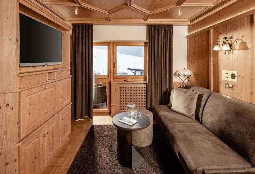 住所  Apartments & Suites Hotel Garden