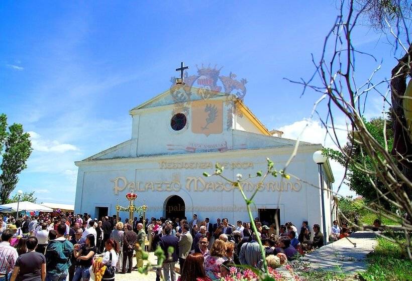 住所  Palazzo Mascambruno