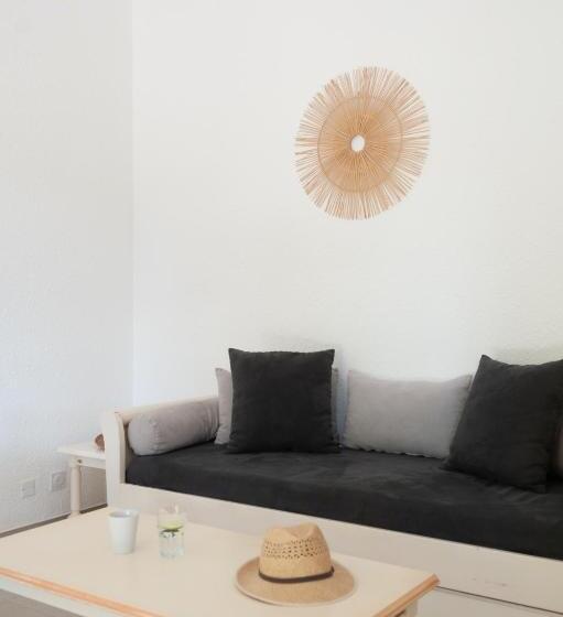 اقامتگاه Résidence Marina Di Santa Giulia