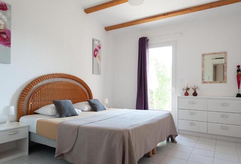 اقامتگاه Résidence Marina Di Santa Giulia