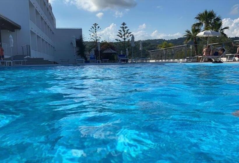 リゾートホテル Marcaneto