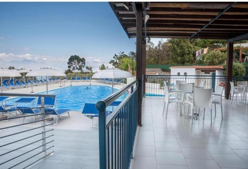 渡假胜地  Marcaneto