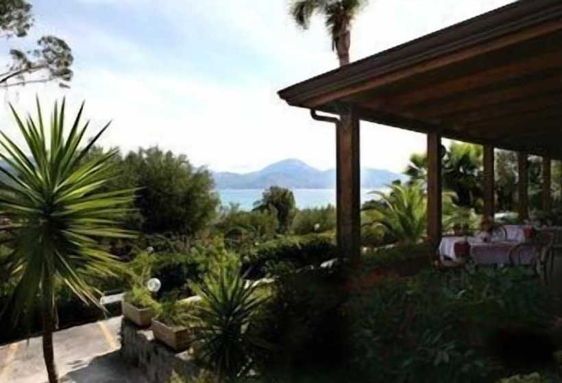 渡假胜地  Marcaneto