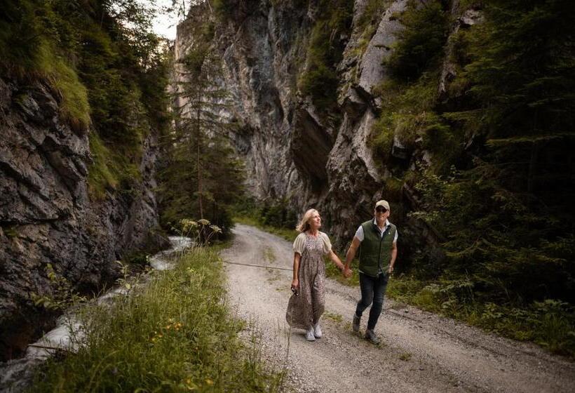 Romantik Hotel & Restaurant Stafler