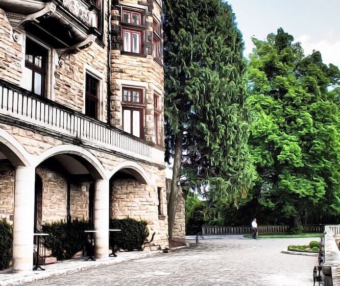 Schloss Hotel Wolfsbrunnen