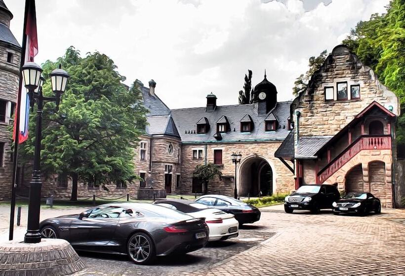 Schloss Hotel Wolfsbrunnen