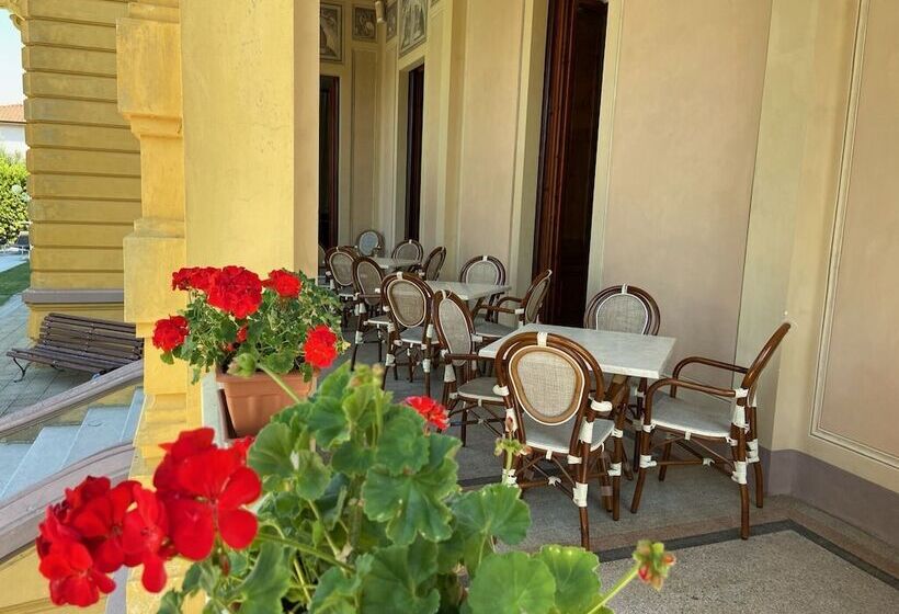 Villa Moorings