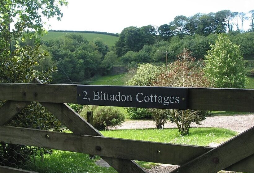 2 Bittadon Cottages