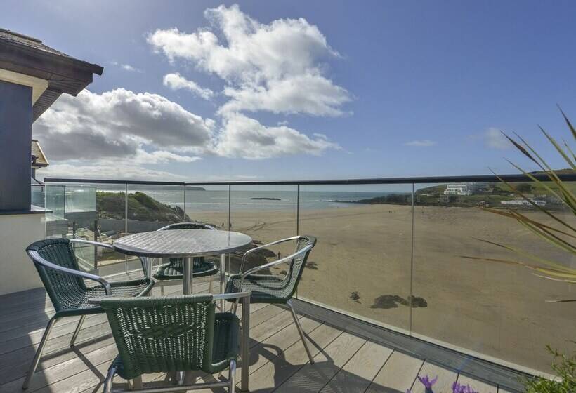 23 Burgh Island Causeway