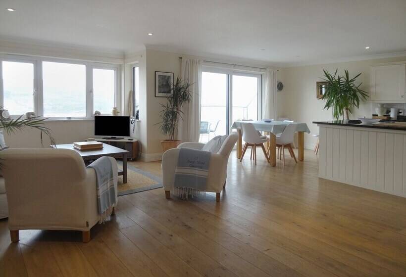 23 Burgh Island Causeway