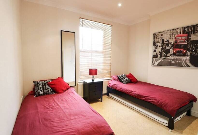 Apartment 3 Marian Y Mor