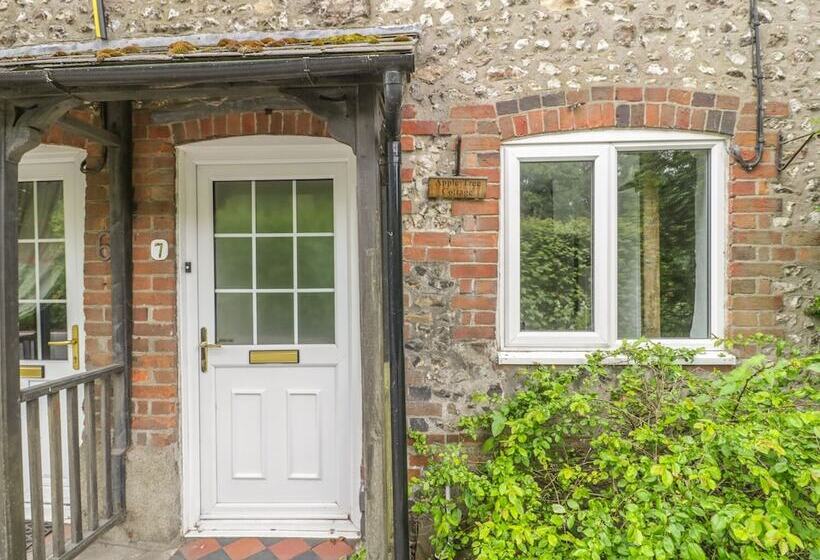 Apple Tree Cottage