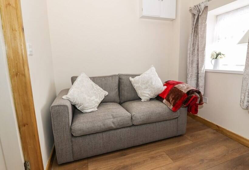 Butchers Arms Cottage