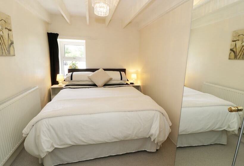 Bwlch Yr Awel Cottage