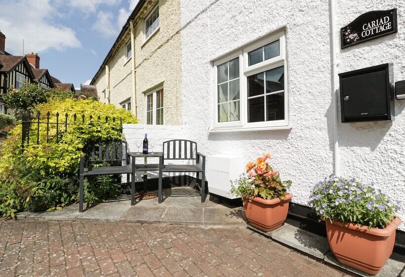Cariad Cottage