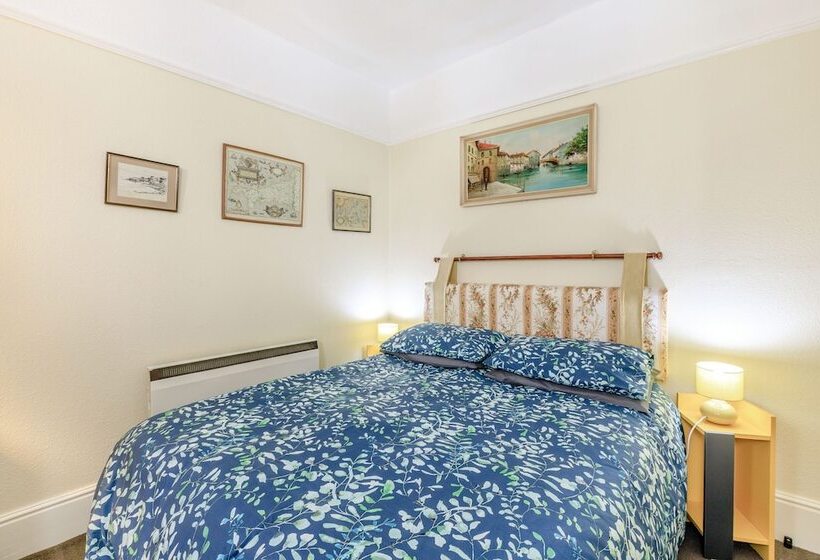 Clooneavin Apartment 6