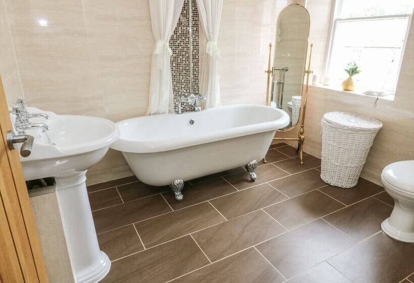 Daisy's Holiday Cottage