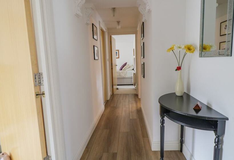 Derwentwater Apartment