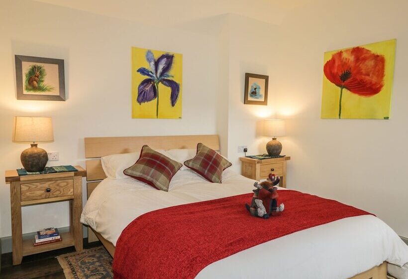 East Craigdhu Cow Byre